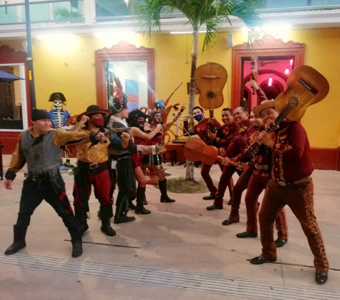 Mariachi Mexico 2000HJ en Guerra con los Piratas